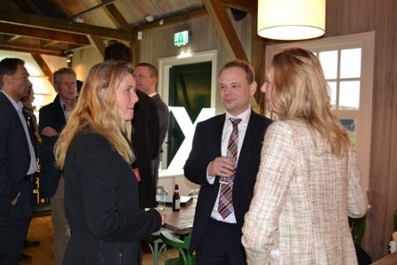Netwerkborrel in 3D cafe te GeoFort 19 maart 2013